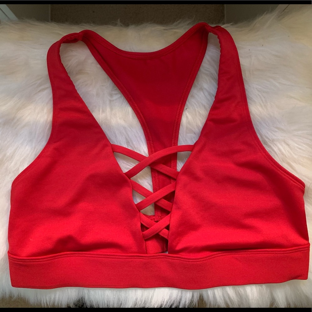 Pink Victoria’s Secret sport bra